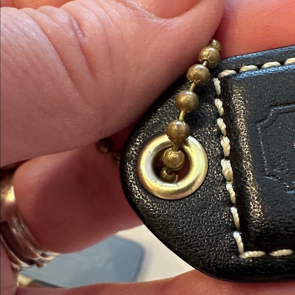 Coach Black Leather Hang Tag - Picture 5 of 5